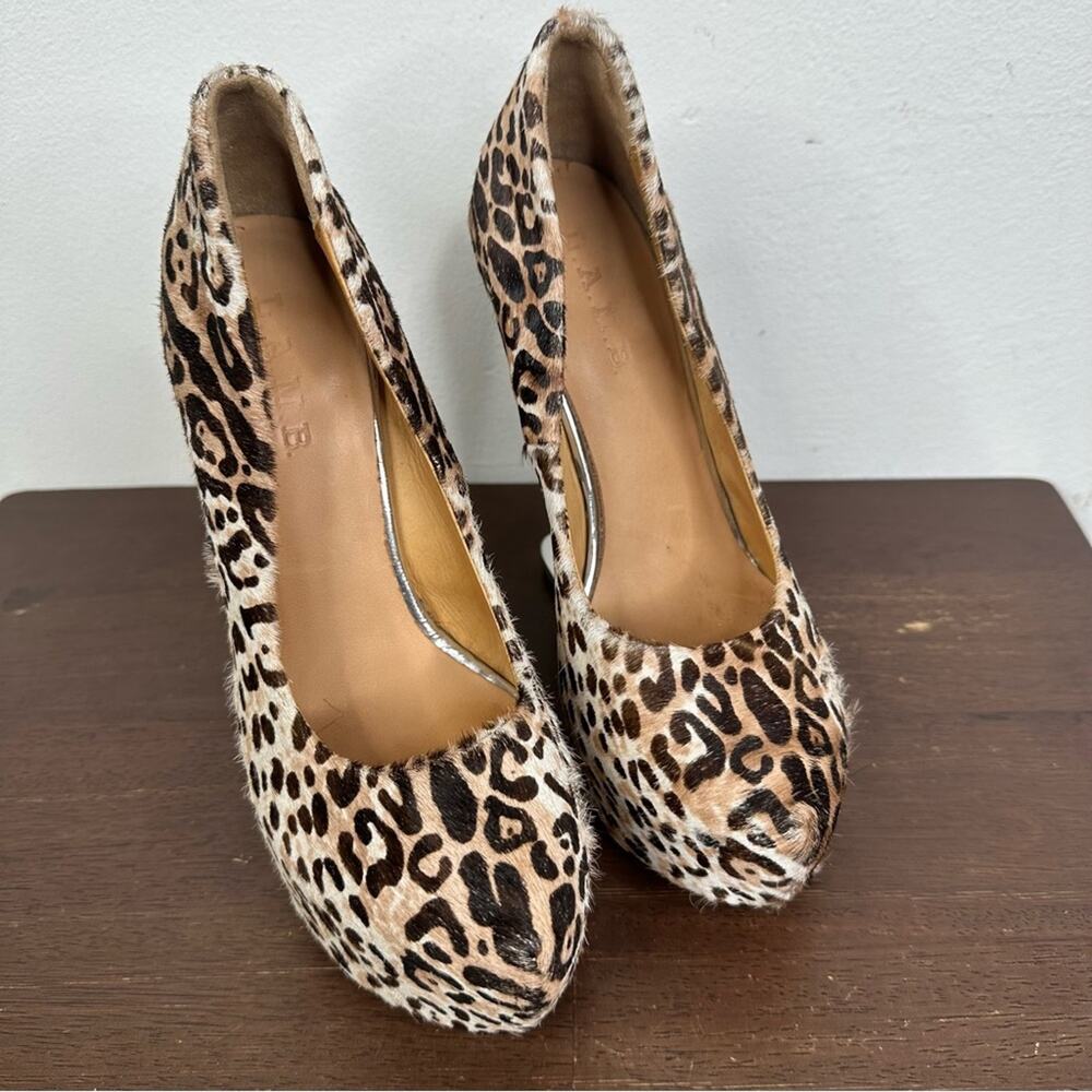 L.A.M.B. Women's Size 7 M Leopard Print Calf Hair Leather 'Dorothee' Wedge - Picture 5 of 13